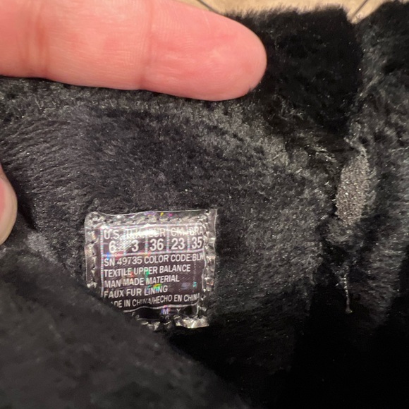 🆕️ Skecher Toasty Toes Boots! - Picture 9 of 9